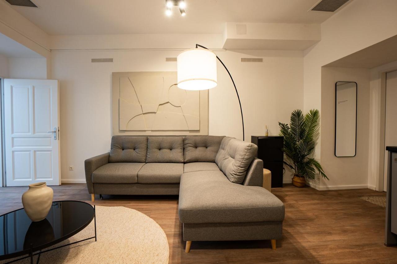 Stylish Apartment With Dedicated Working Space And Super King-Size Bed Located Between City Centre And Donau River 비엔나 외부 사진