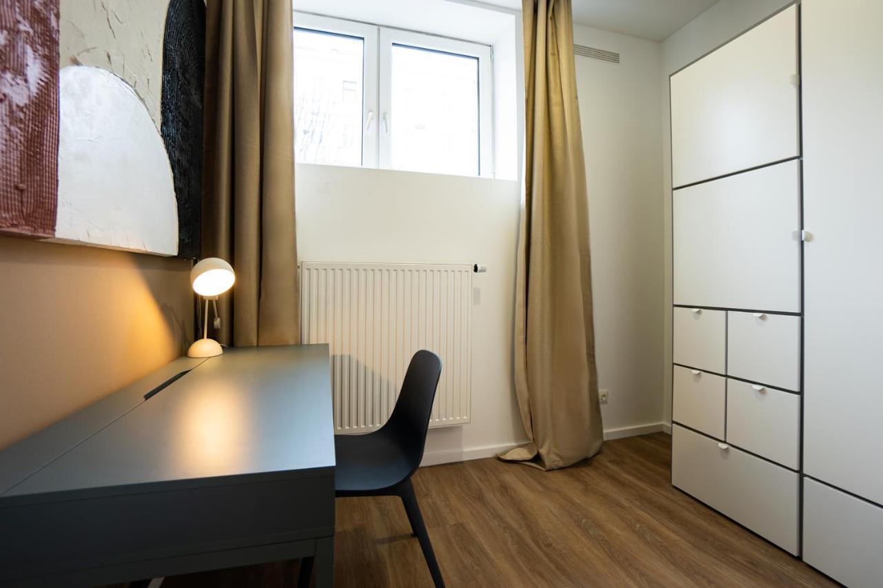Stylish Apartment With Dedicated Working Space And Super King-Size Bed Located Between City Centre And Donau River 비엔나 외부 사진