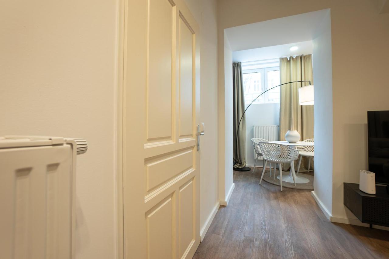 Stylish Apartment With Dedicated Working Space And Super King-Size Bed Located Between City Centre And Donau River 비엔나 외부 사진