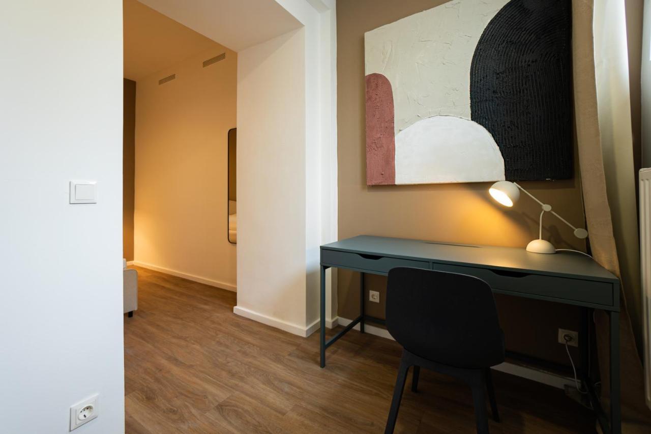 Stylish Apartment With Dedicated Working Space And Super King-Size Bed Located Between City Centre And Donau River 비엔나 외부 사진