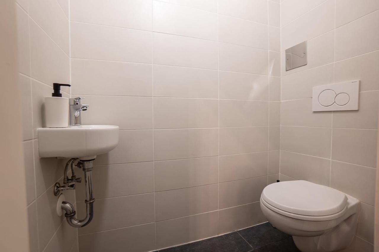 Stylish Apartment With Dedicated Working Space And Super King-Size Bed Located Between City Centre And Donau River 비엔나 외부 사진